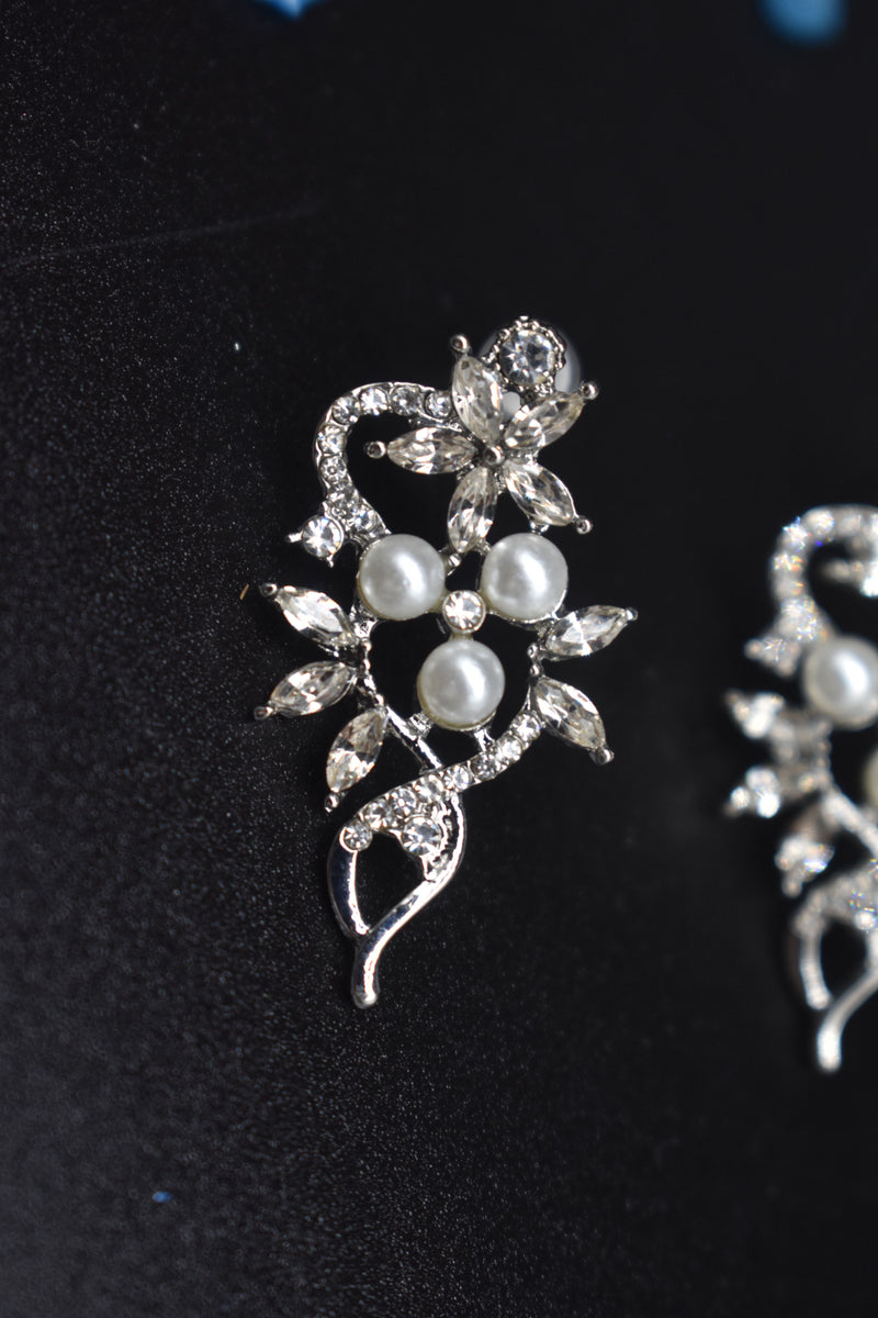 Elegant White Crystal and Pearl Earring - Earrings by GTA Desi Store